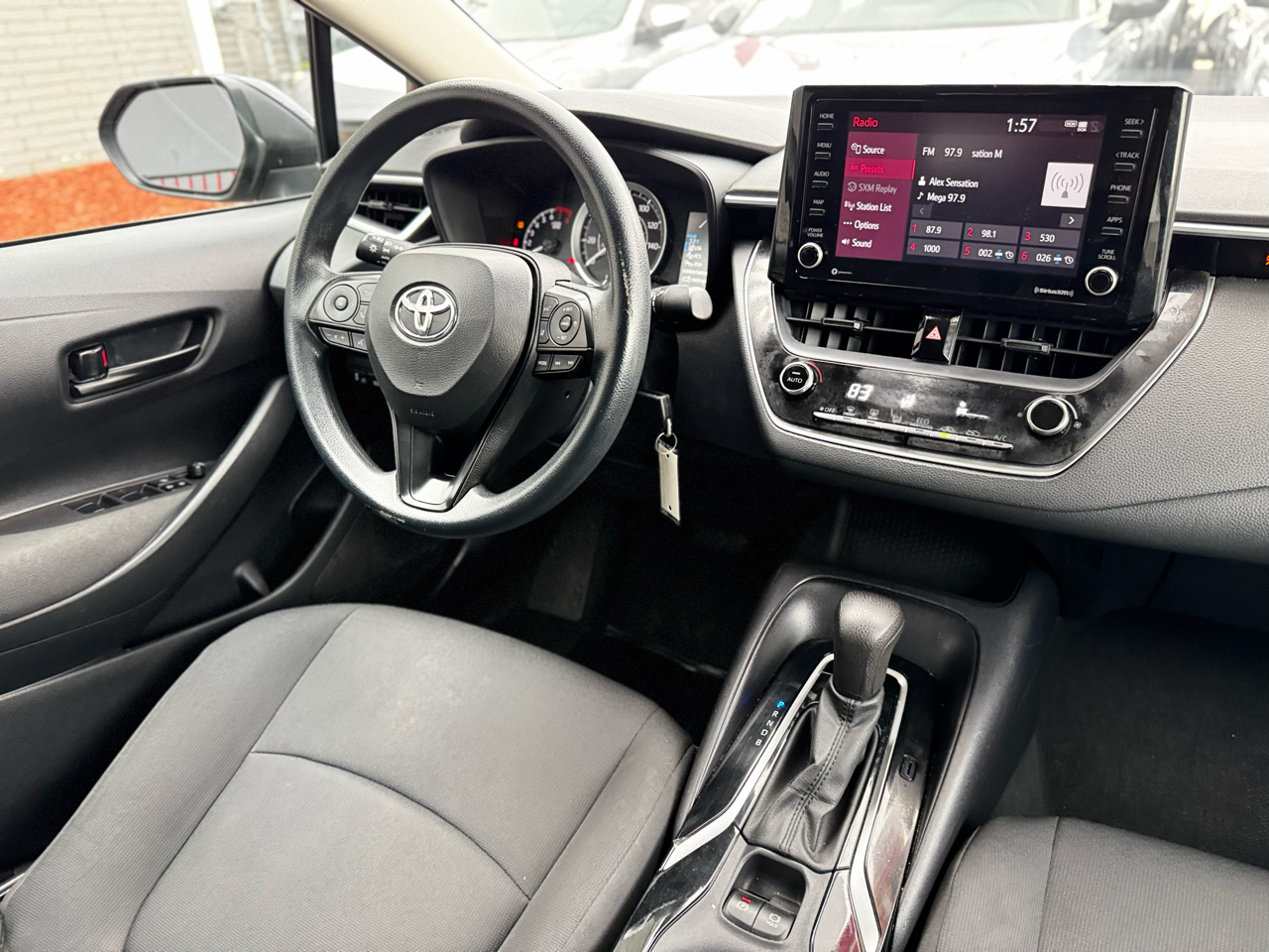 Toyota Corolla LE 2022