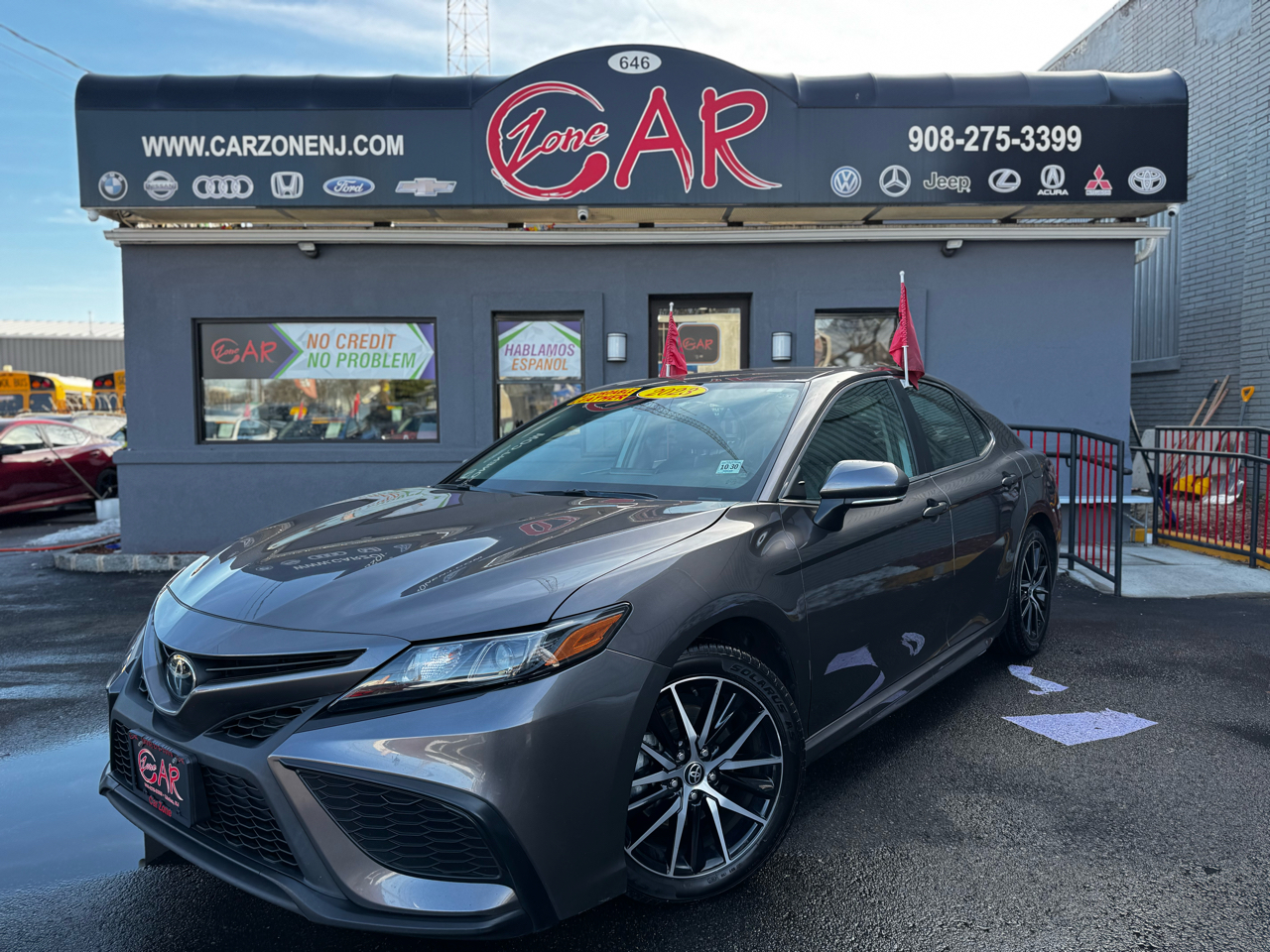 2023 Toyota Camry SE