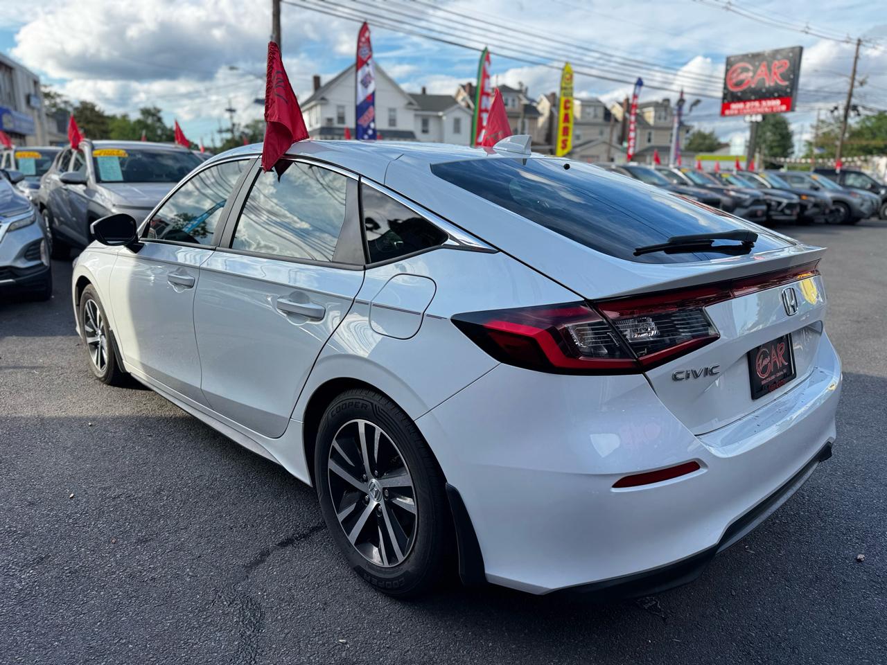 Honda Civic LX Hatchback 2024