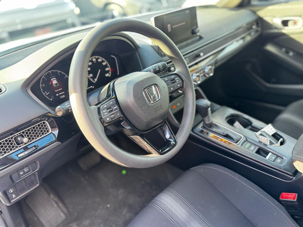 Honda Civic LX Hatchback 2024