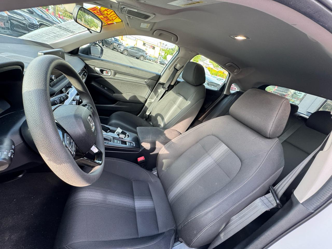 Honda Civic LX Hatchback 2024