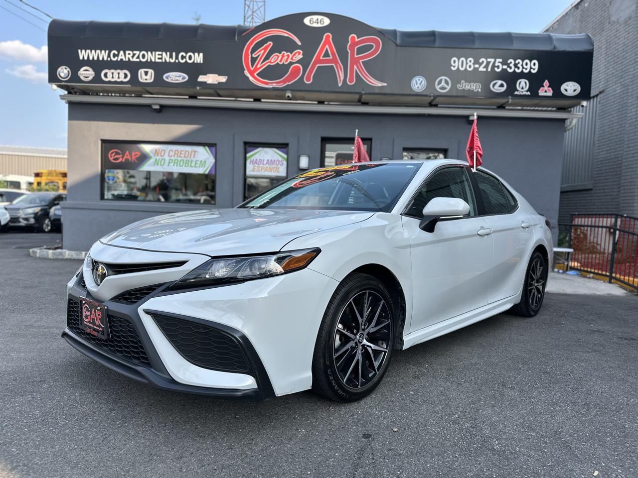 2024 Toyota Camry SE
