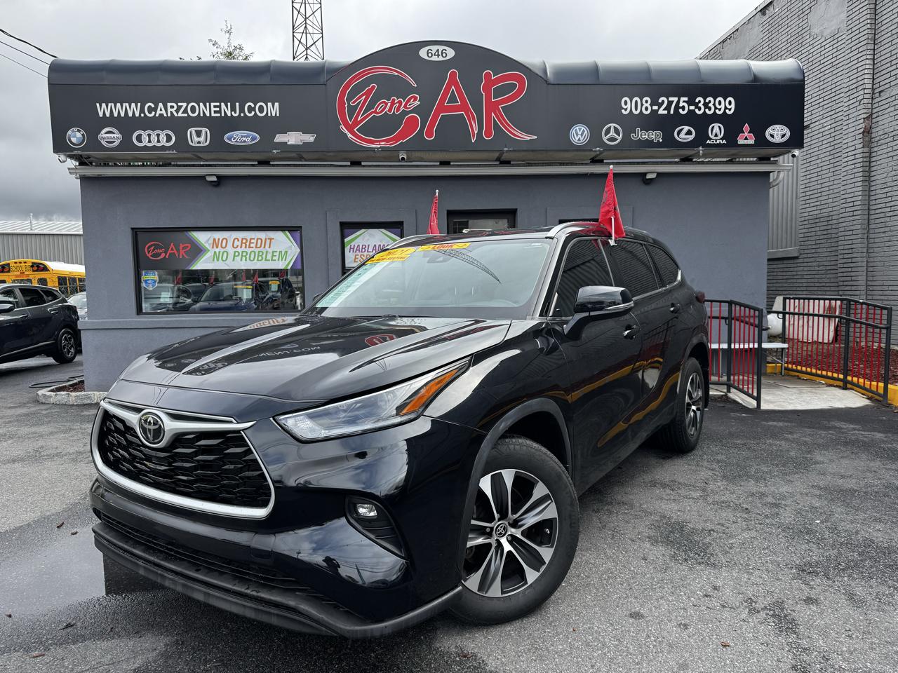 2021 Toyota Highlander XLE AWD V6
