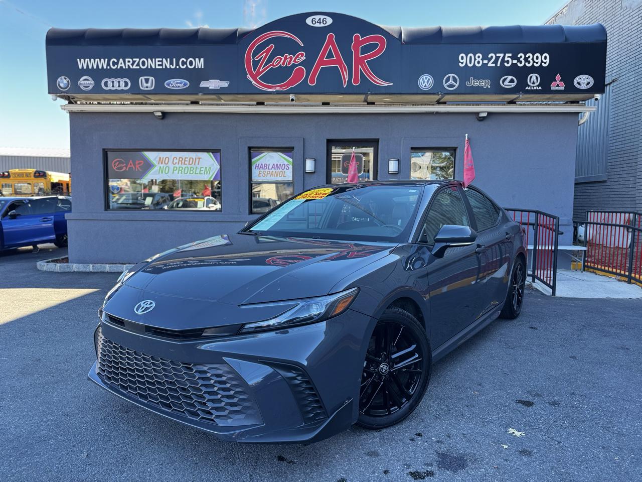 2025 Toyota Camry Hybrid XLE