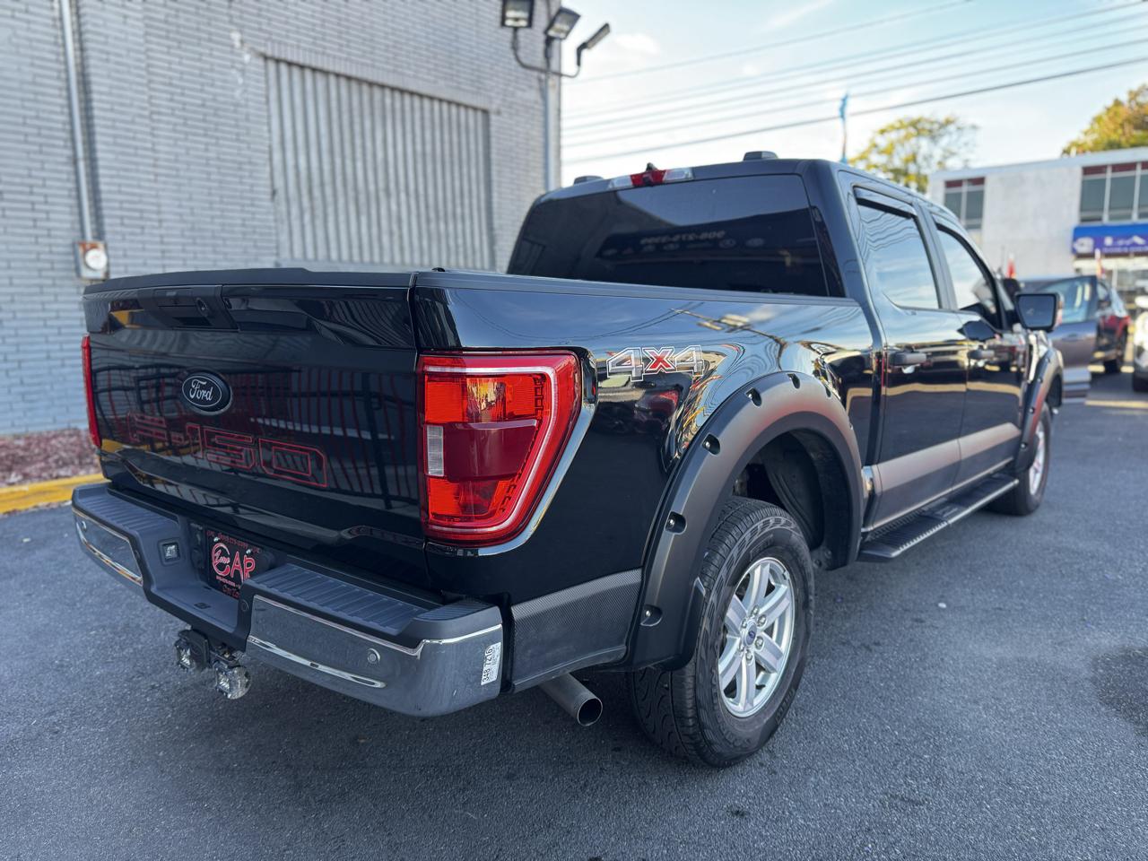 2022 Ford F-150 XLT - Photo 13