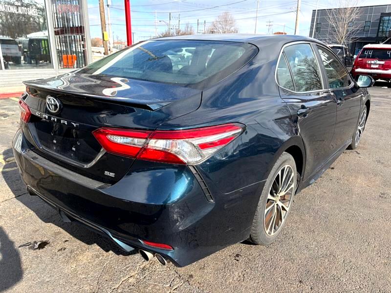 Toyota Camry  2018