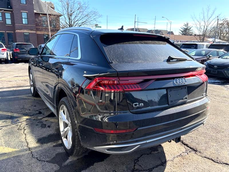 Audi Q8  2019