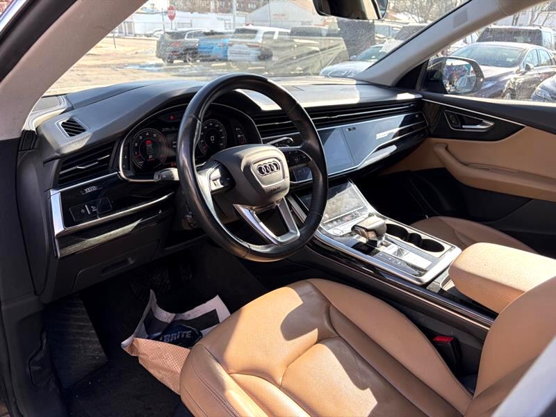 Audi Q8  2019