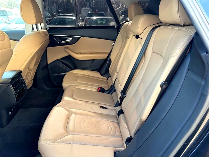 Audi Q8  2019