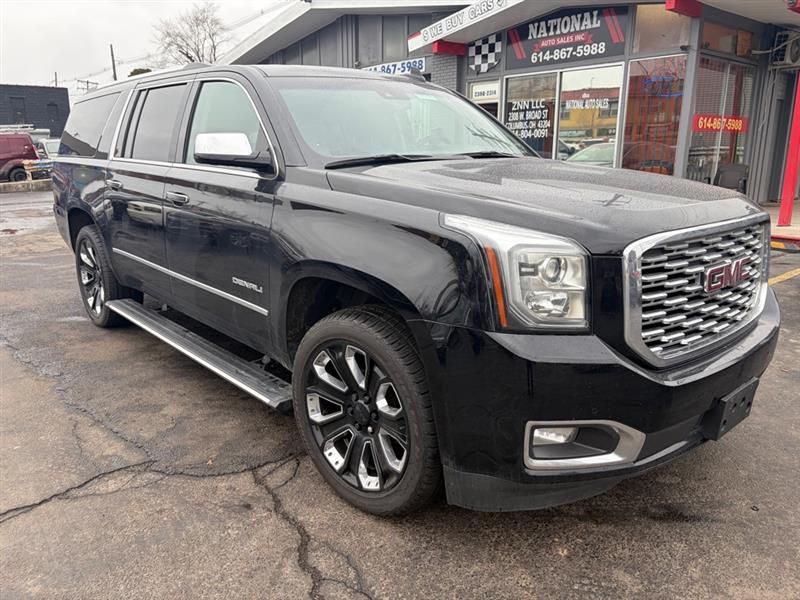 2018 GMC Yukon XL Denali's photo
