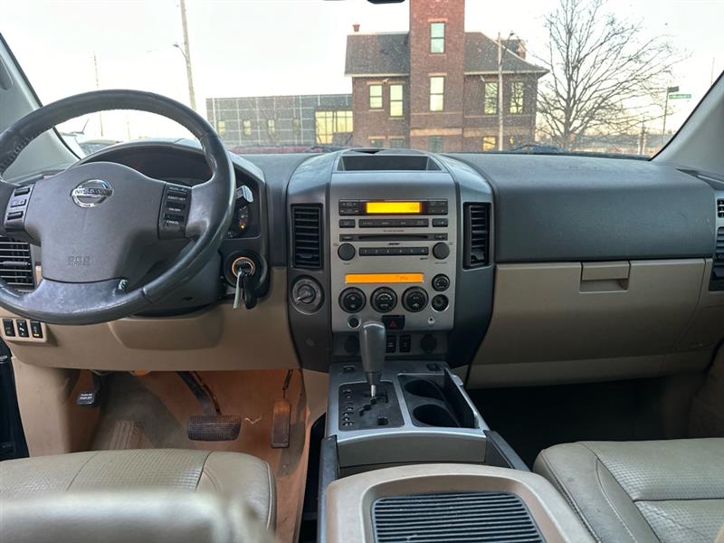 Nissan Armada  2007