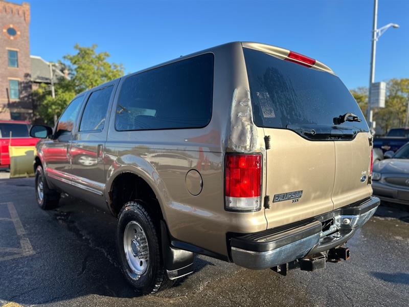 Ford Excursion  2000