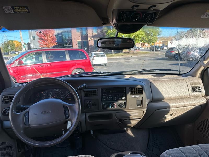 Ford Excursion  2000