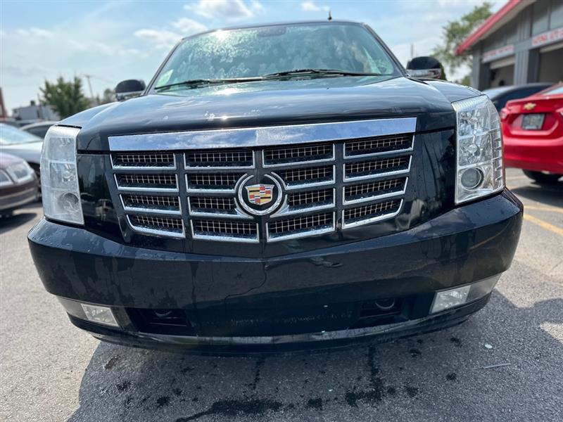 Cadillac Escalade  2013