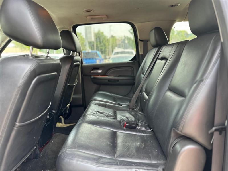 Cadillac Escalade  2013