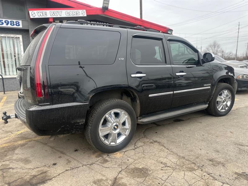 Chevrolet Tahoe  2010