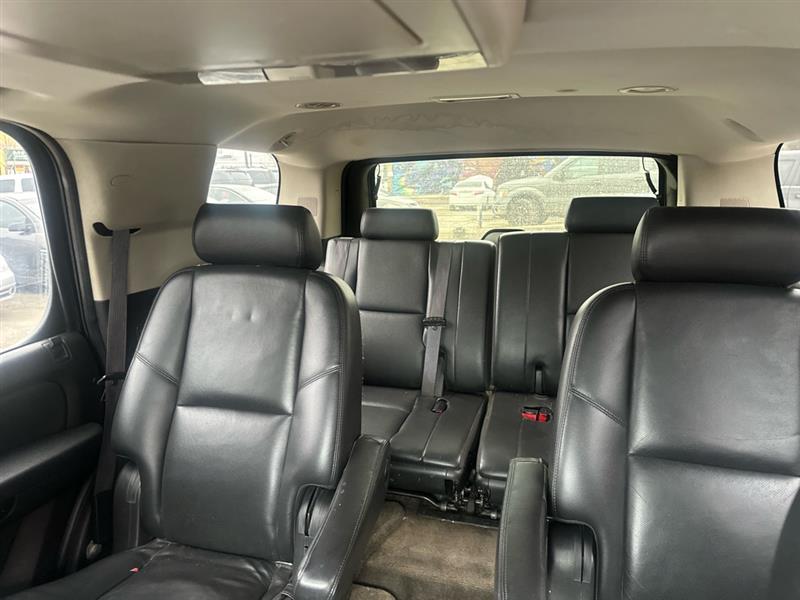 Chevrolet Tahoe  2010