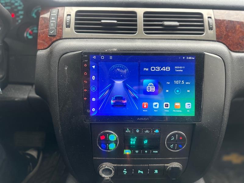 Chevrolet Tahoe  2010