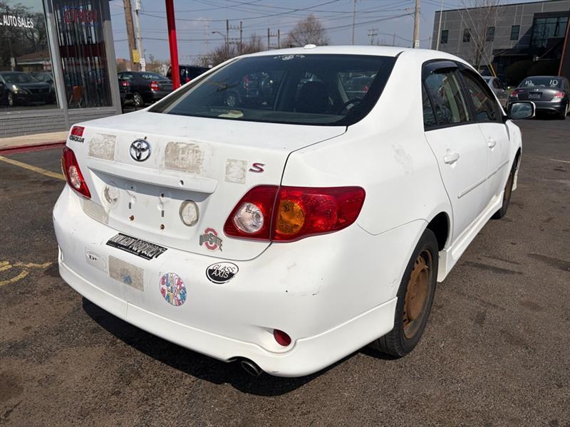 Toyota Corolla  2009