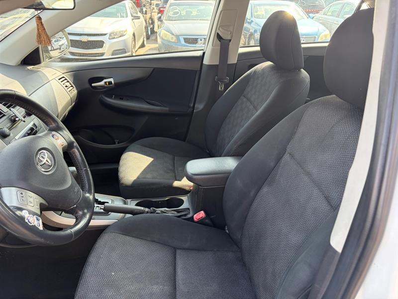 Toyota Corolla  2009