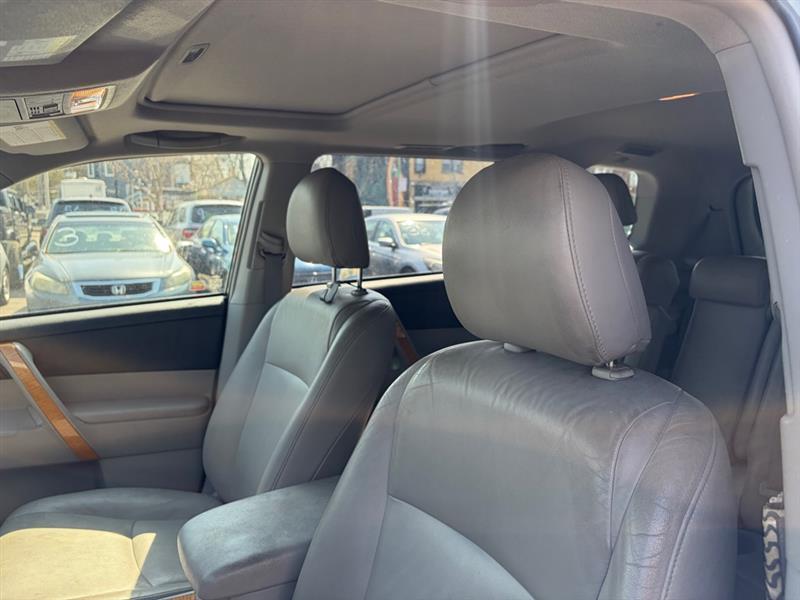 Toyota Highlander Hybrid  2009