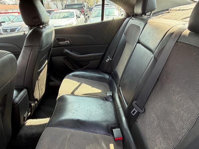 Chevrolet Malibu  2015