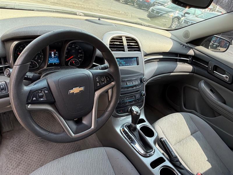 Chevrolet Malibu  2014