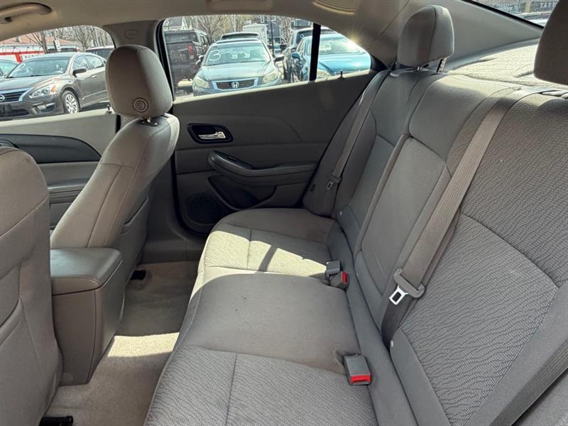 Chevrolet Malibu  2014