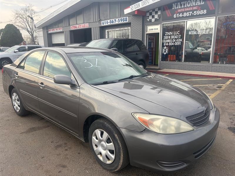 2004 Toyota Camry LE
