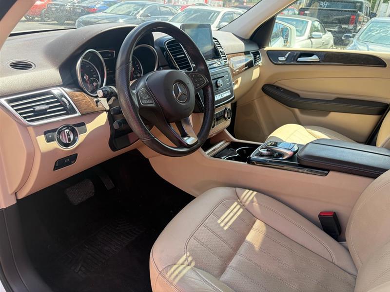Mercedes-Benz GLE-Class  2016