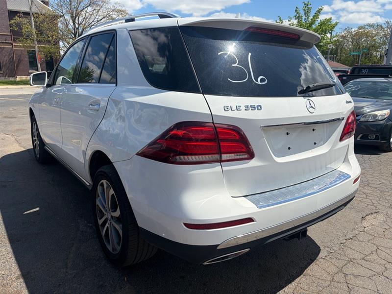 Mercedes-Benz GLE-Class  2016