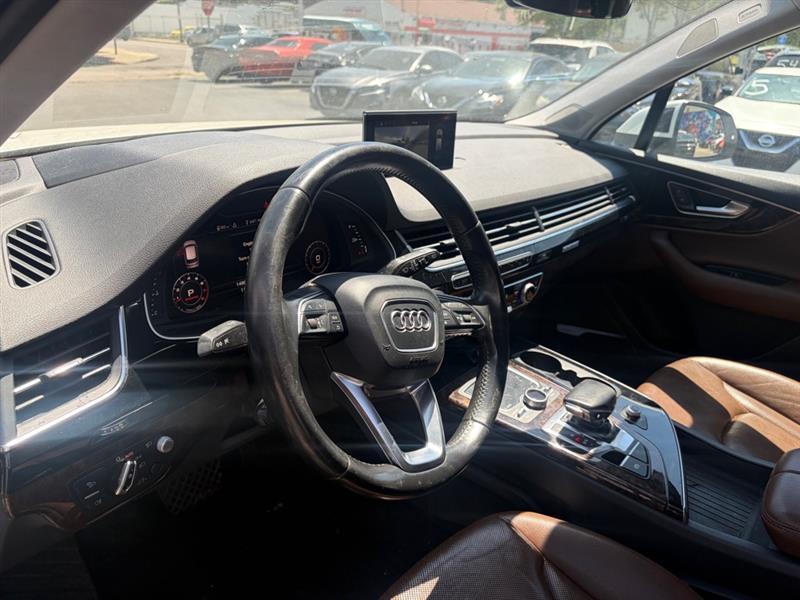 Audi Q7  2017