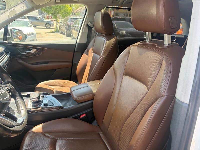 Audi Q7  2017