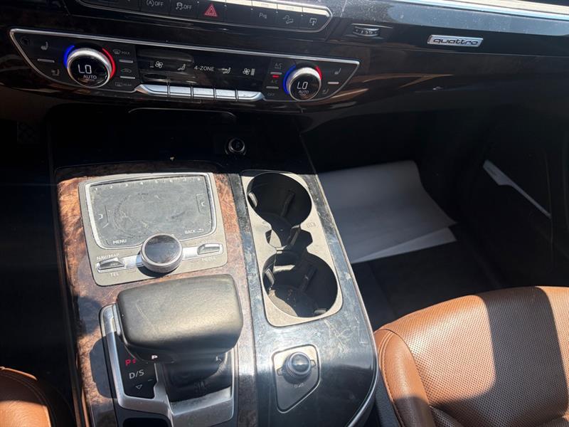 Audi Q7  2017