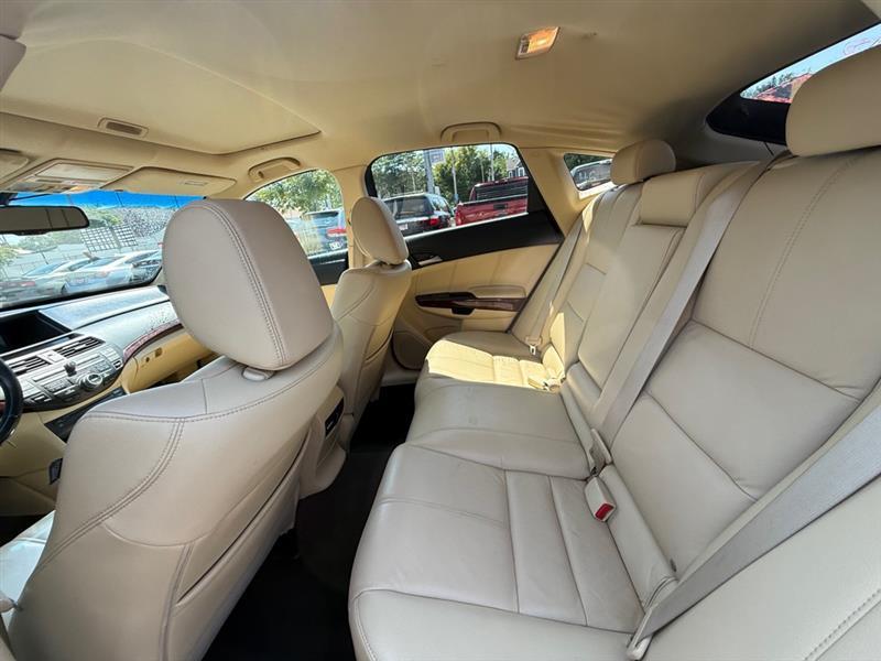 Honda Accord Crosstour  2010