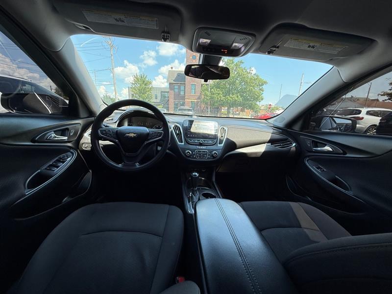 Chevrolet Malibu  2020