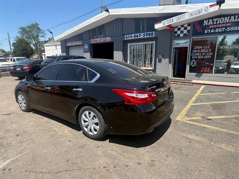Nissan Altima  2017
