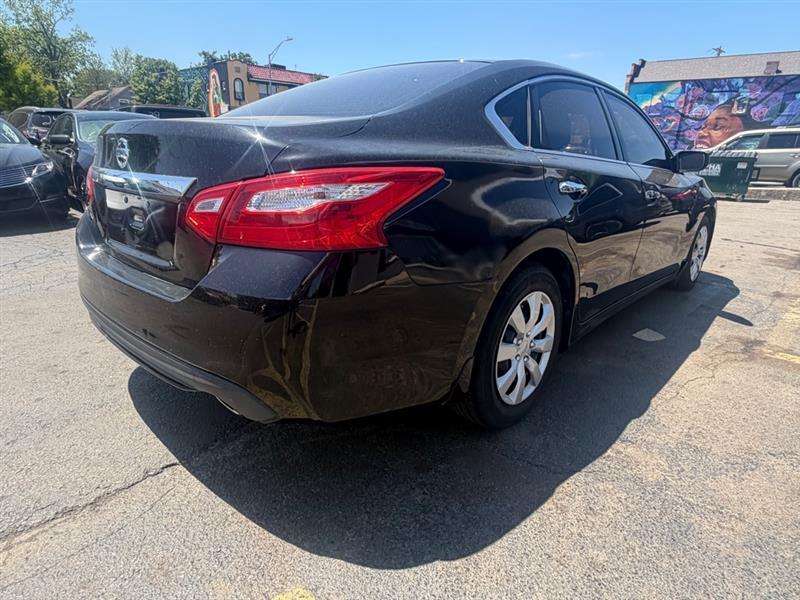 Nissan Altima  2017