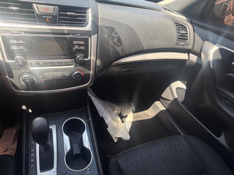 Nissan Altima  2017
