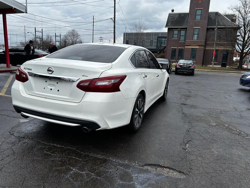 Nissan Altima  2018