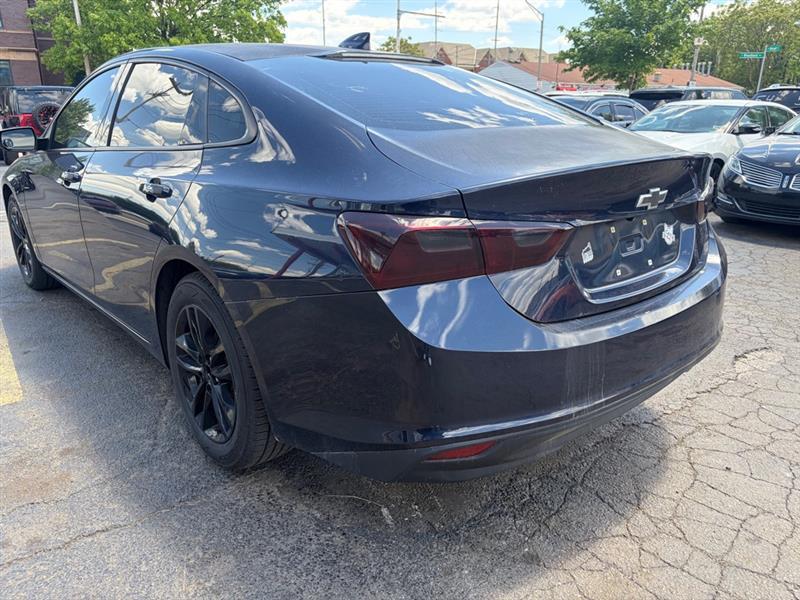 Chevrolet Malibu  2016