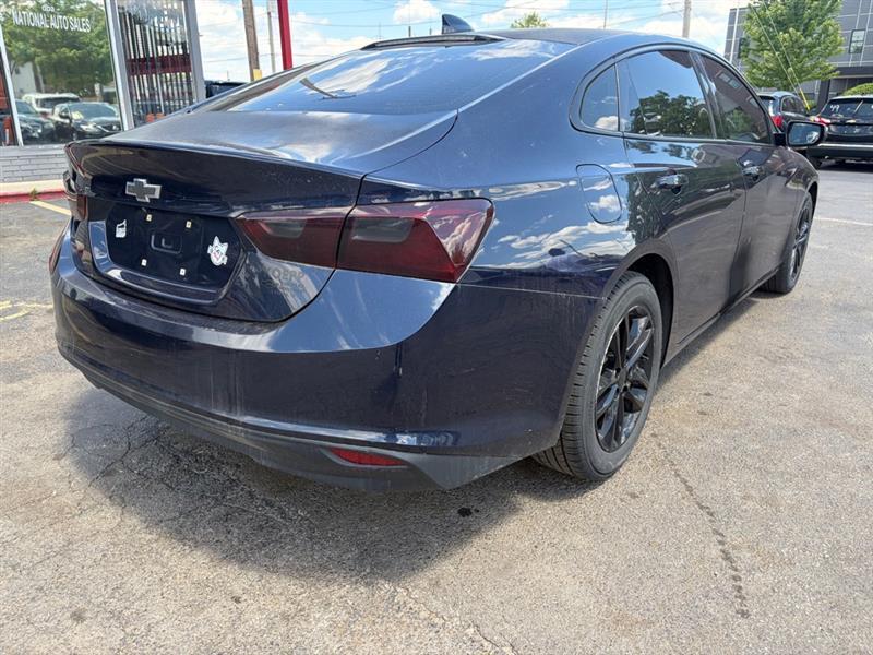 Chevrolet Malibu  2016