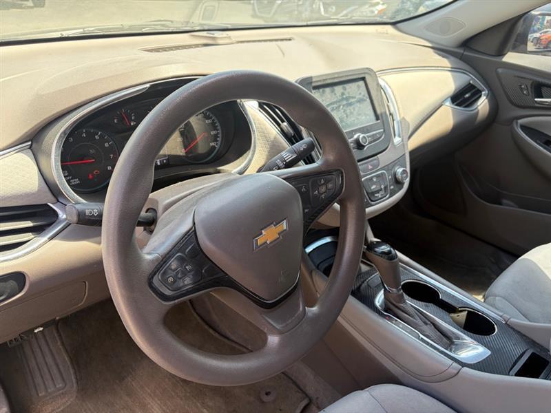 Chevrolet Malibu  2016