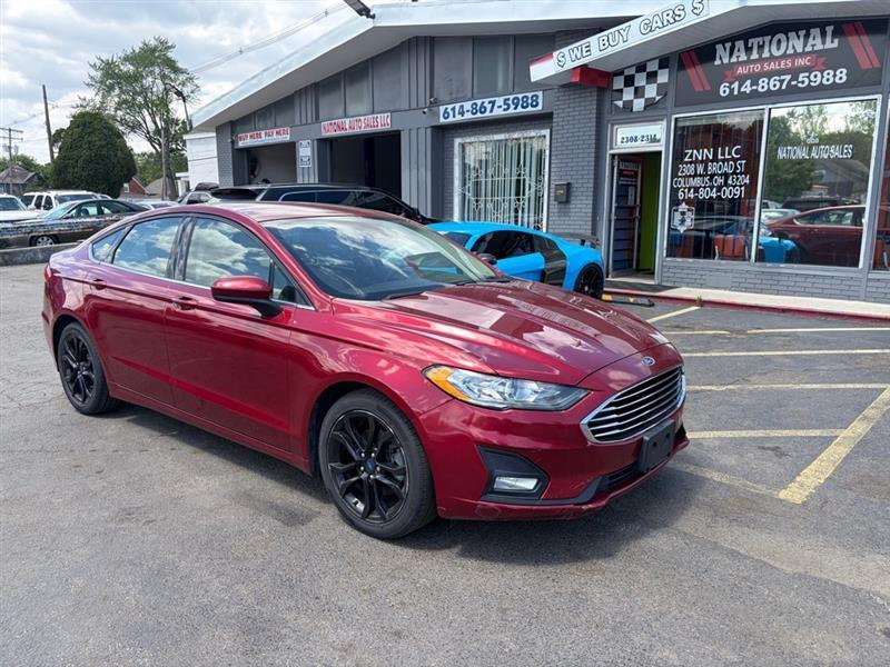 2019 Ford Fusion SE FWD's photo