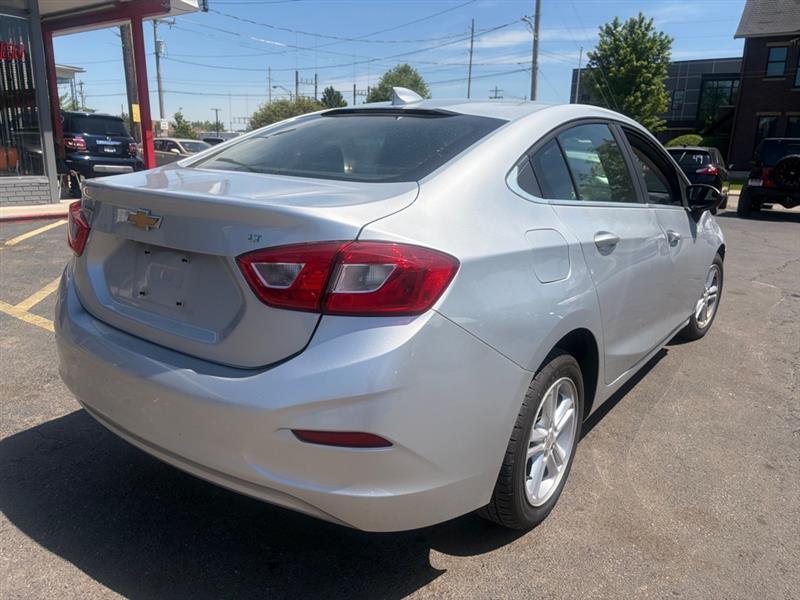 Chevrolet Cruze  2018