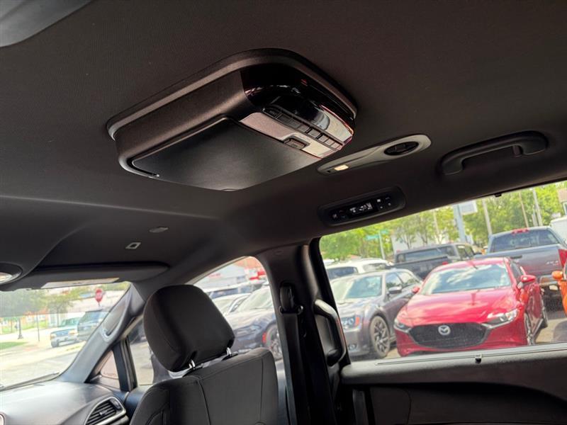 Chrysler Pacifica  2018