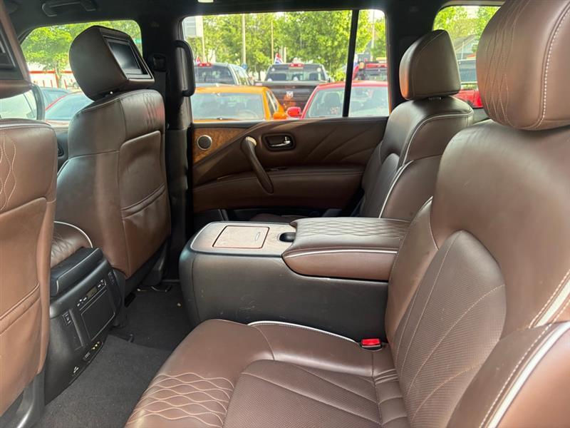 Infiniti QX80  2015