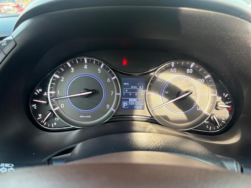 Infiniti QX80  2015