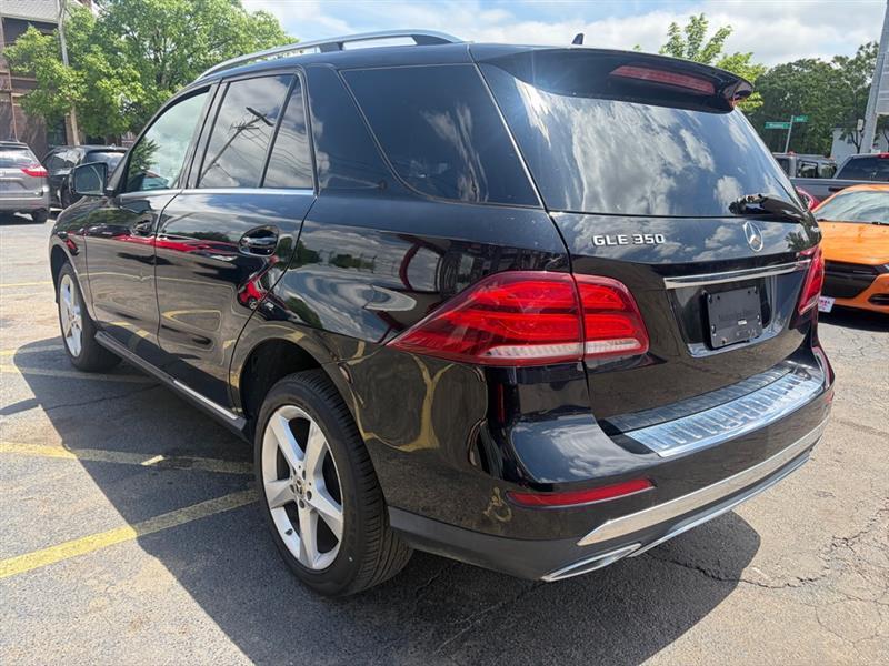 Mercedes-Benz GLE-Class  2018