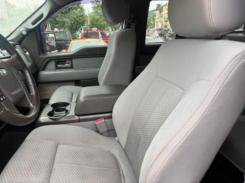 Ford F-150  2012